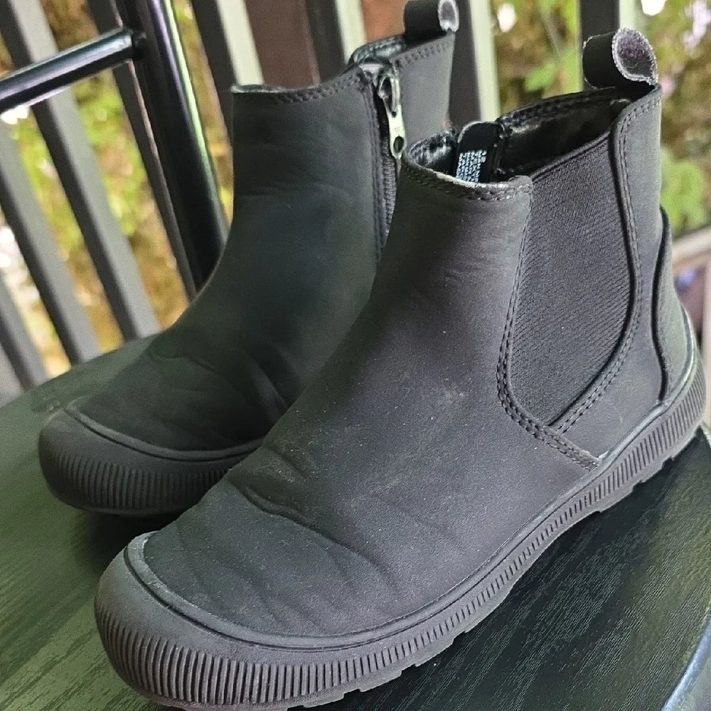 Cat & Jack Black Kids Boots